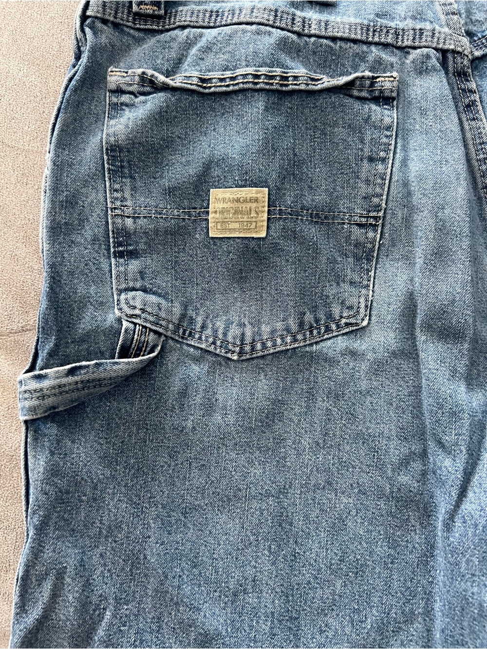Wrangler Men's Relaxed Light Blue Denim Jean Shorts